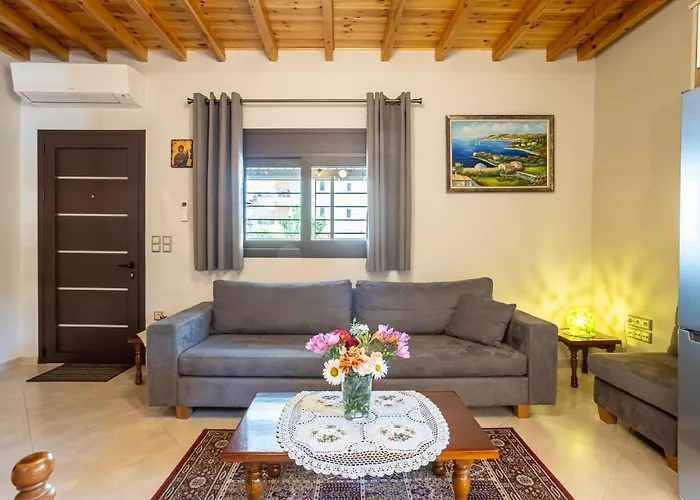 Grande Luxury Villa Kalamata - 2